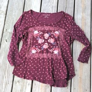 Lucky Brand burgundy Paisley floral tee